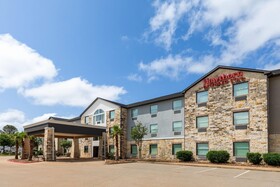 Hawthorn Extended Stay by Wyndham College Station South