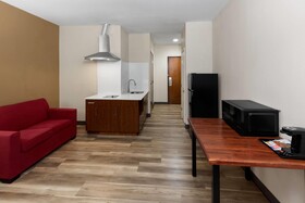 Hawthorn Extended Stay by Wyndham College Station South
