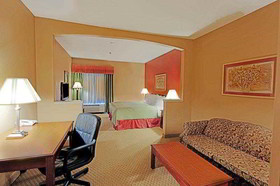 Best Western Plus Denton Inn & Suites