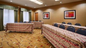 Best Western Plus Denton Inn & Suites