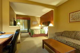 Best Western Plus Denton Inn & Suites