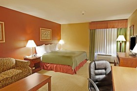 Best Western Plus Denton Inn & Suites