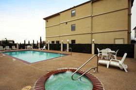 Best Western Plus Denton Inn & Suites