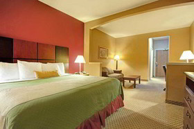 Best Western Plus Denton Inn & Suites