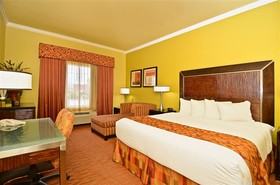 Best Western Plus Christopher Inn & Suites