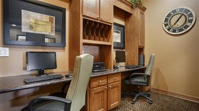 Best Western Plus Christopher Inn & Suites