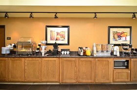 Best Western Plus Christopher Inn & Suites
