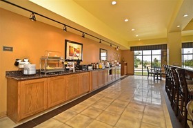 Best Western Plus Christopher Inn & Suites