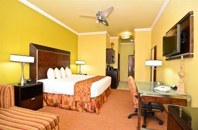 Best Western Plus Christopher Inn & Suites