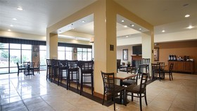 Best Western Plus Christopher Inn & Suites