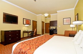 Best Western Plus Christopher Inn & Suites