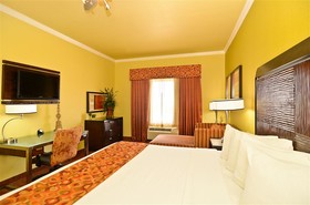Best Western Plus Christopher Inn & Suites