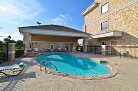 Best Western Plus Christopher Inn & Suites