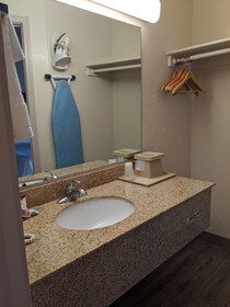 Atrium West Inn