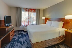 Fairfield Inn & Suites Fort Worth I-30 West Near NAS JRB
