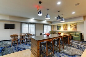 Fairfield Inn & Suites Fort Worth I-30 West Near NAS JRB