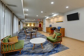 Fairfield Inn & Suites Fort Worth I-30 West Near NAS JRB