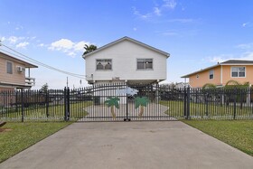 Catch of the Day 3 BR Home by RedAwning