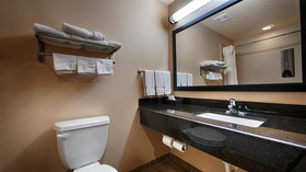 Best Western Plus Goliad Inn & Suites