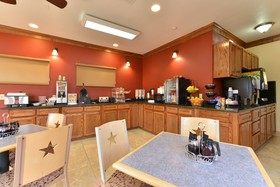 Best Western Regency Inn & Suites
