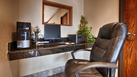 Best Western Regency Inn & Suites