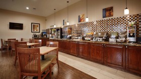 Best Western Plus Hobby Airport Inn & Suites