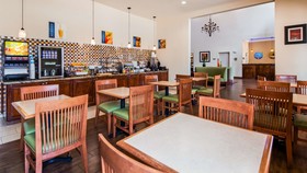 Best Western Plus Hobby Airport Inn & Suites