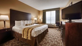 Best Western Plus Hobby Airport Inn & Suites