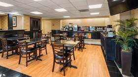 Best Western Plus Northwest Inn & Suites