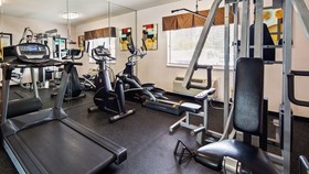 Best Western Plus Northwest Inn & Suites