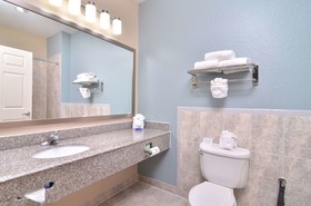 Best Western Plus Northwest Inn & Suites