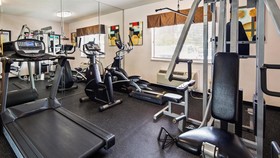 Best Western Plus Northwest Inn & Suites