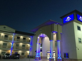 Econo Lodge Inn & Suites Houston NW-Cy-Fair