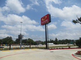 Econo Lodge Inn & Suites Houston NW-Cy-Fair