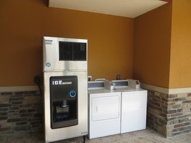 Econo Lodge Inn & Suites Houston NW-Cy-Fair