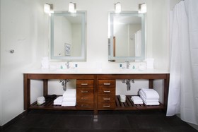 Four Points by Sheraton Houston Intercontinental Airport