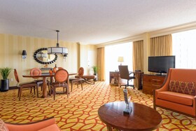 Marriott Houston West Loop by The Galleria