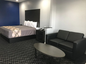 Platinum Inn and Suites