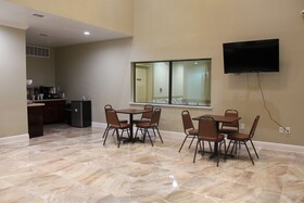 Express Inn & Suites
