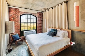 NYLO Las Colinas Hotel, Tapestry Collection by Hilton