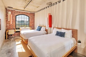 NYLO Las Colinas Hotel, Tapestry Collection by Hilton
