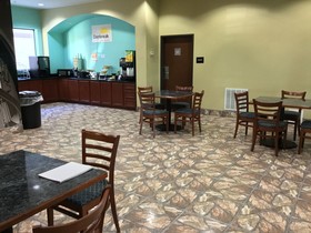 Days Inn by Wyndham Kemah