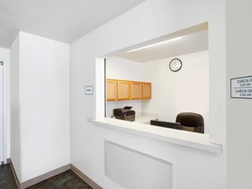 WoodSpring Suites Houston La Porte