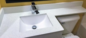 HomeTown Inn & Suites