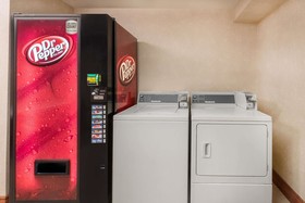 Holiday Inn Express & Suites Longview North
