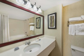 Holiday Inn Express & Suites Longview North