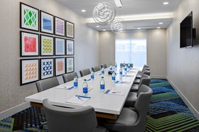 Holiday Inn Express & Suites Lubbock Central - Univ Area