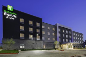 Holiday Inn Express & Suites Lubbock Central - Univ Area