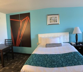 Howard Johnson by Wyndham Lubbock TX