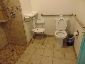 Howard Johnson by Wyndham Lubbock TX